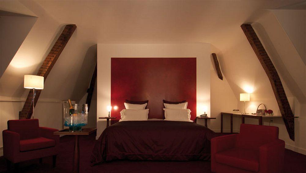 Country Club Otel Yvré-lʼÉvêque Dış mekan fotoğraf